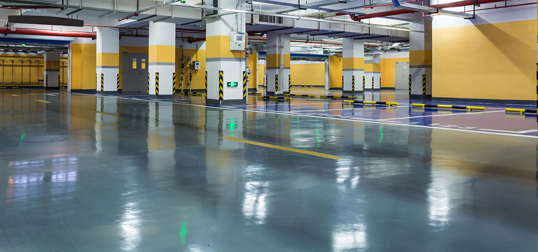 Limpieza y mantenimiento de suelos de resina en Valencia Limpieza y mantenimiento de suelos de resina en garajes