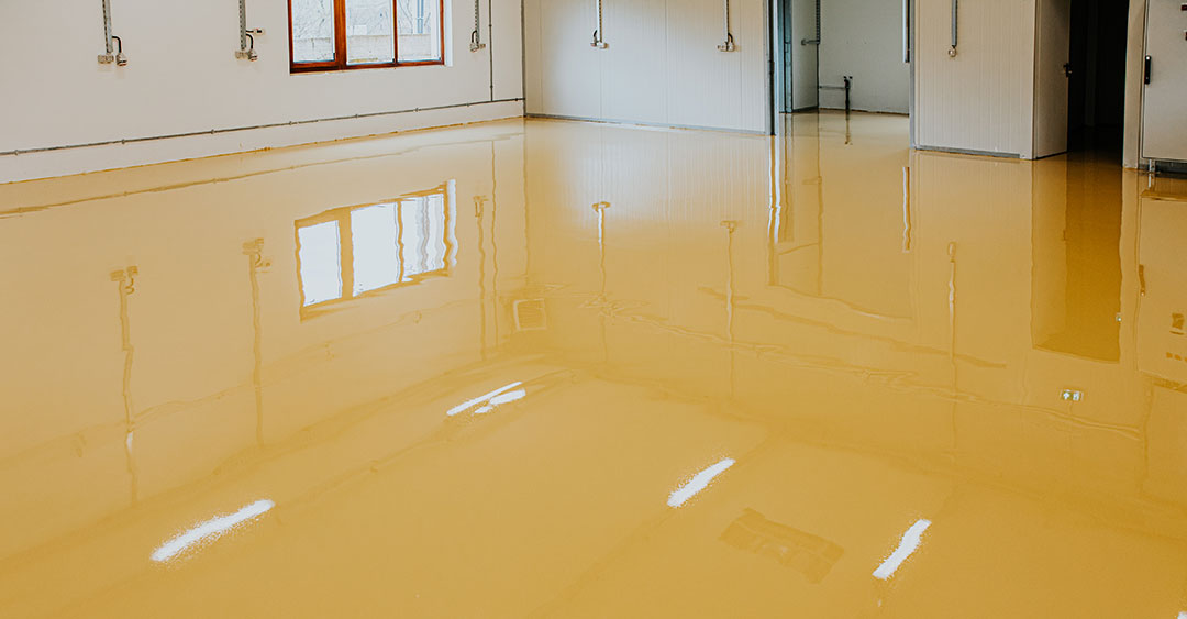 Limpieza y mantenimiento de suelos de resina en Valencia Limpieza y mantenimiento de suelos de resina en Valencia